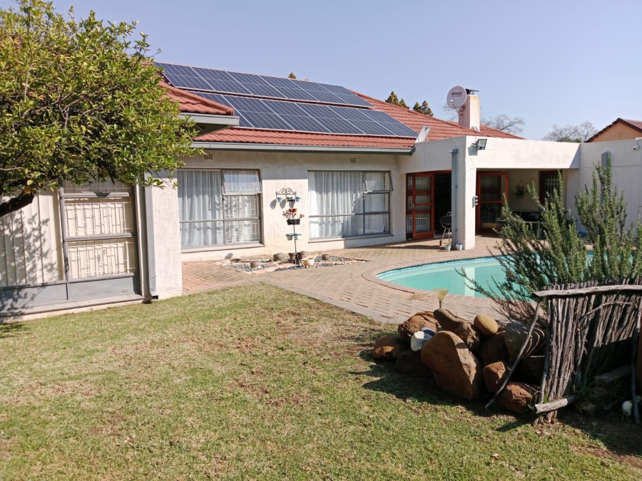 4 Bedroom Property for Sale in St Helena Free State